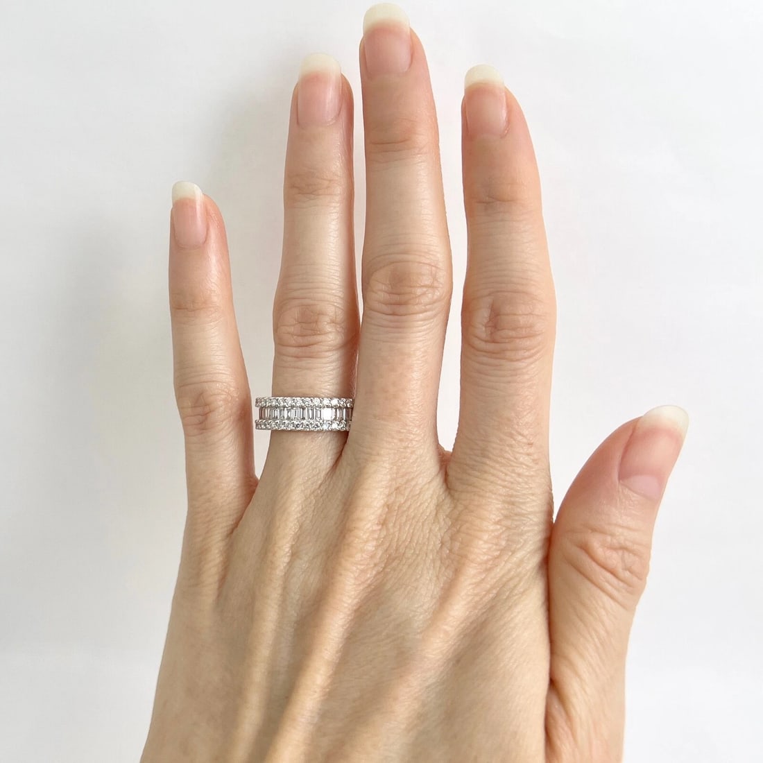 Baguette Round Diamond Eternity Ring Anniversary Band 18K White Gold, Size 5.75 - 2