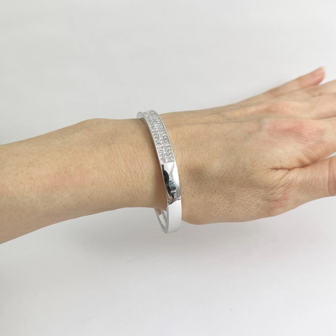 Princess Diamond Invisible Set Bangle Bracelet 14K White Gold, 2.55 CTW - 3