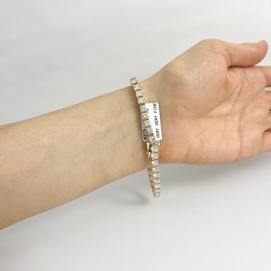 Round Diamond Tennis Bracelet 14K Yellow Gold, 7.25 Inches, 7.56 CTW - 5