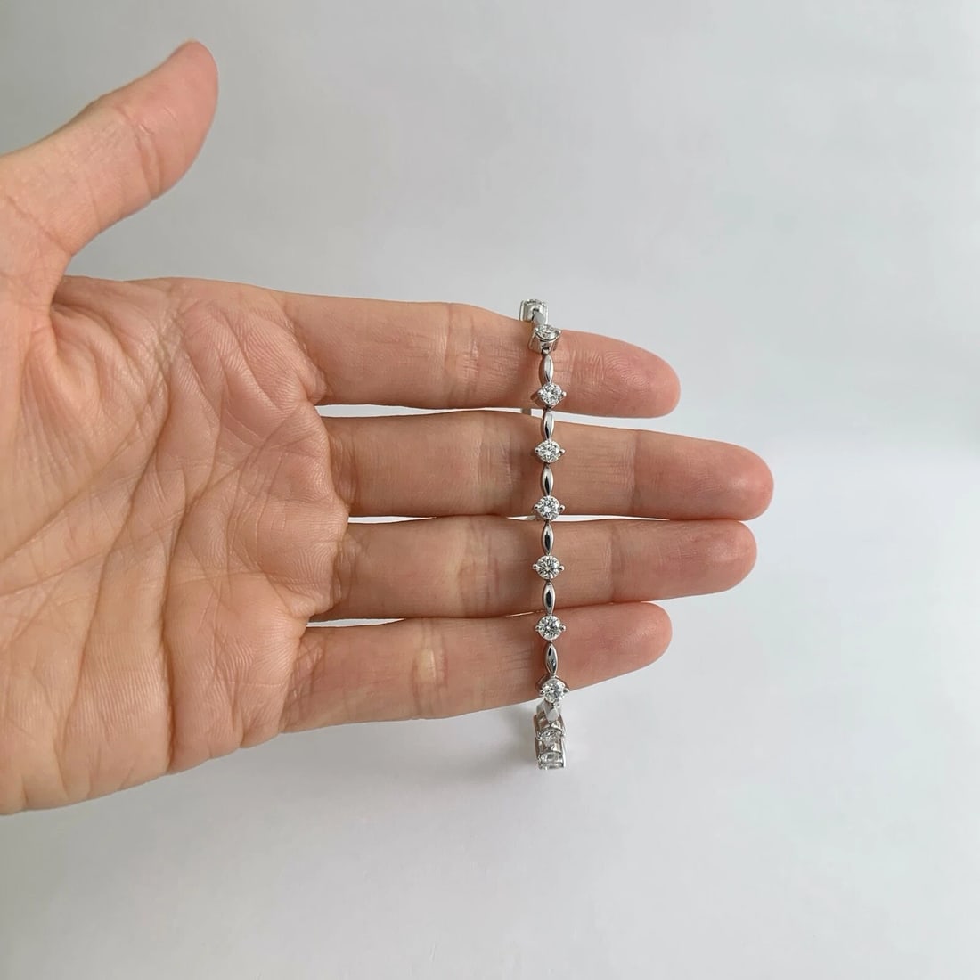 Round Diamond Bar Link Tennis Bracelet 14K White Gold, 3.07 CTW, 11.81 Grams - 2