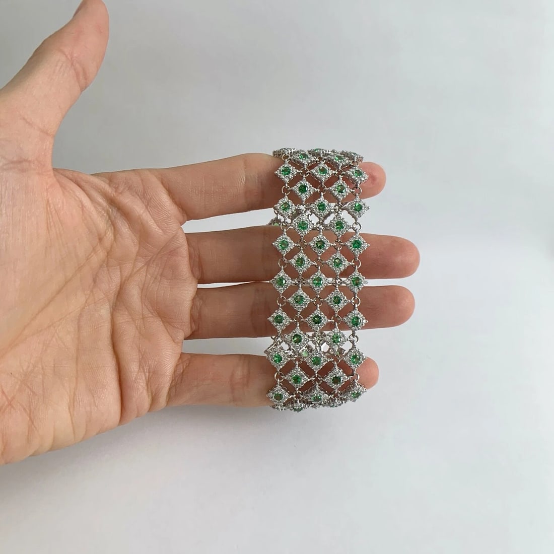 Wide Green Garnet Gemstone Diamond Bracelet 18K White Gold, 13.50 CTW, 35.67 Gr - 2