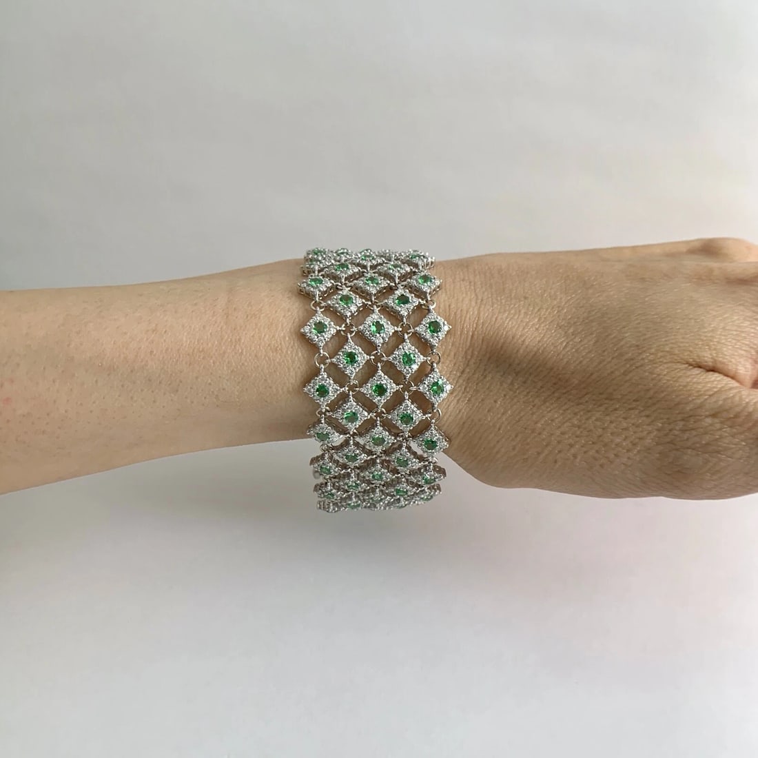 Wide Green Garnet Gemstone Diamond Bracelet 18K White Gold, 13.50 CTW, 35.67 Gr - 4