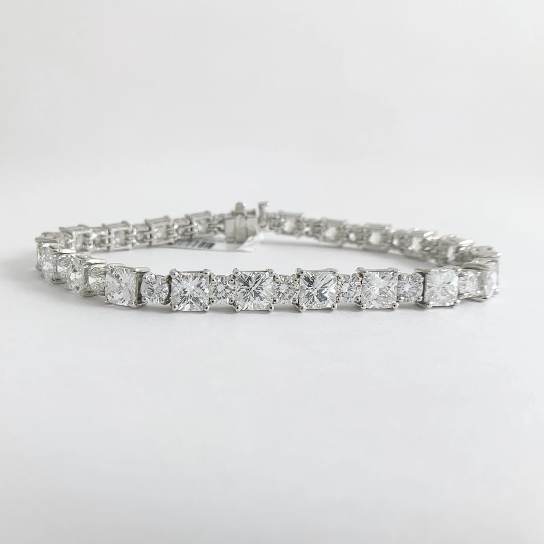 Square Cushion Round Diamond Tennis Bracelet Platinum, 20.05 CTW, 26.20 Grams - 6