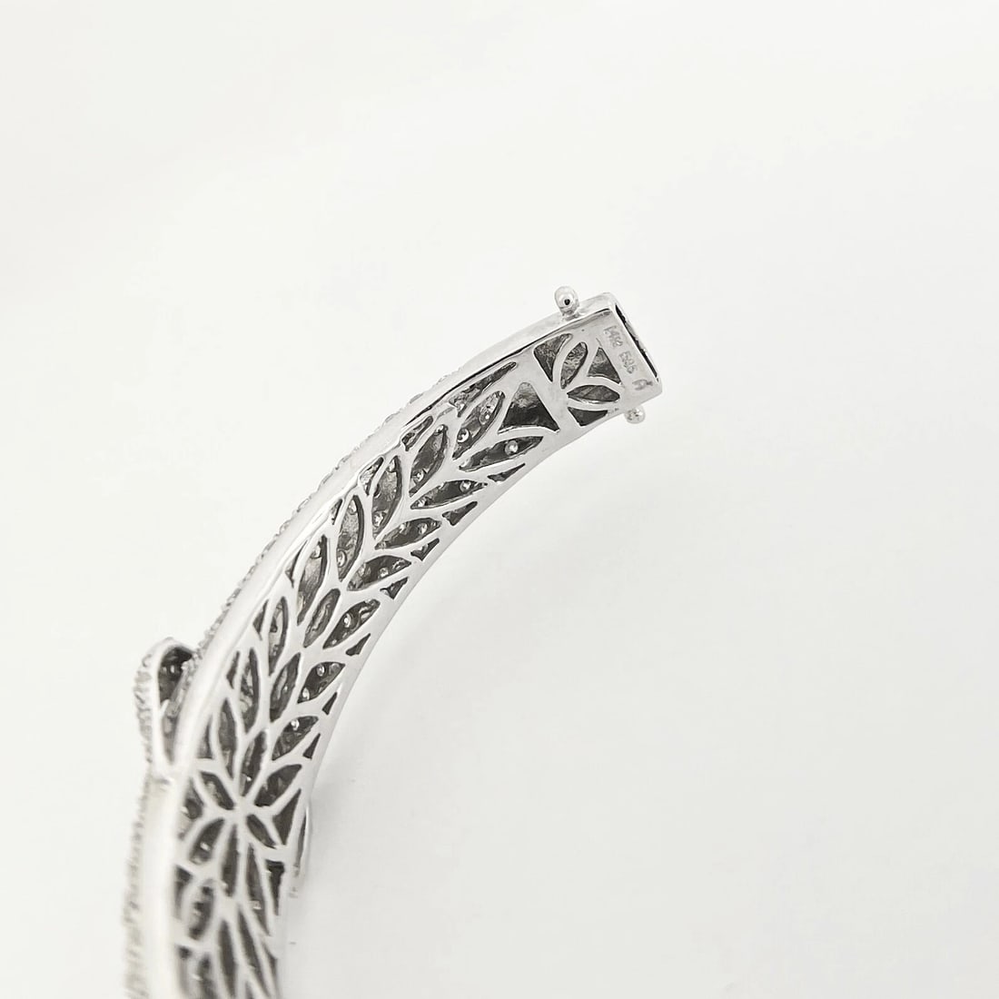 Pave Diamond Buckle Bangle Bracelet 14K White Gold, 1.89 CTW, 26.69 Grams - 9