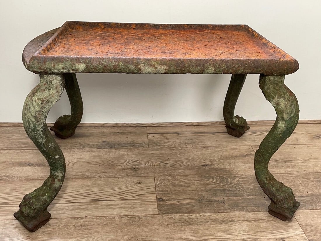 French Chateau Cast Iron Statuary Plinth Stand In the Manner of Val d'Osne - 2