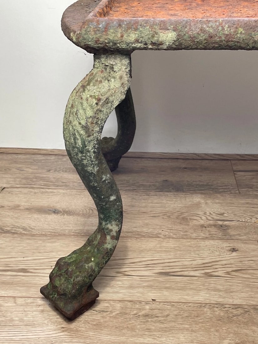 French Chateau Cast Iron Statuary Plinth Stand In the Manner of Val d'Osne - 3