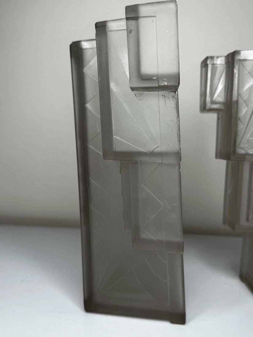 Pair Art Deco Skyscraper Glass Wall Lights in the Manner Of Marius-Ernest Sabino - 12