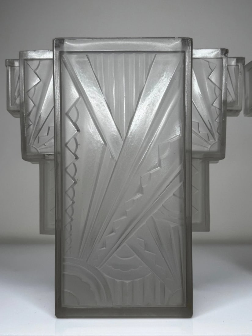 Pair Art Deco Skyscraper Glass Wall Lights in the Manner Of Marius-Ernest Sabino - 4