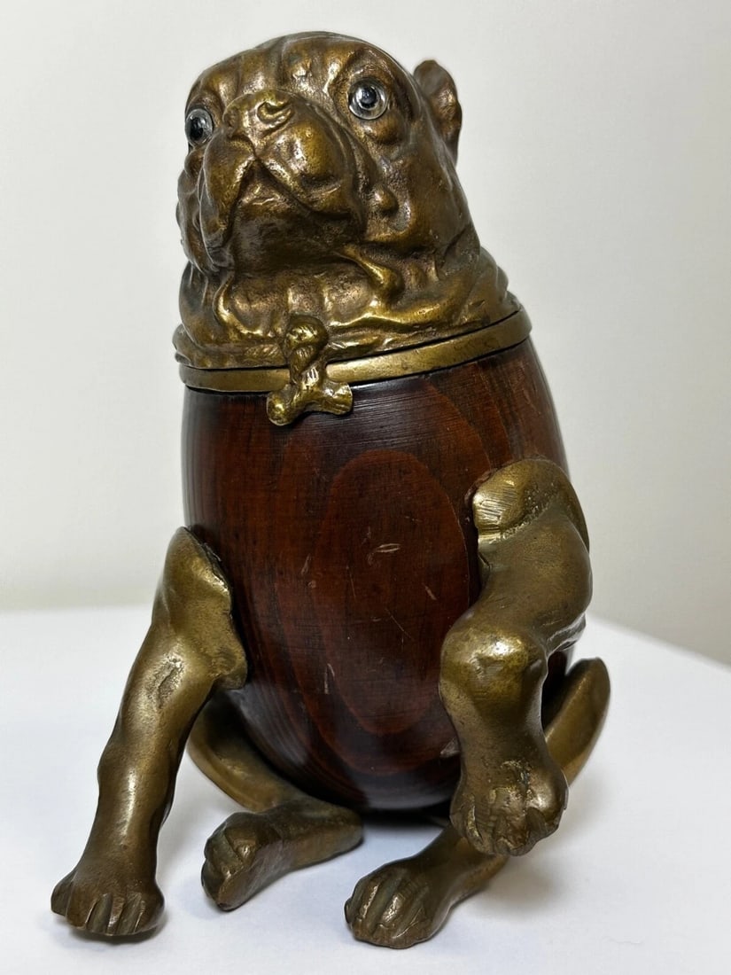 Small Victorian Style Decorative Bulldog Inkwell Named Charlie - 2