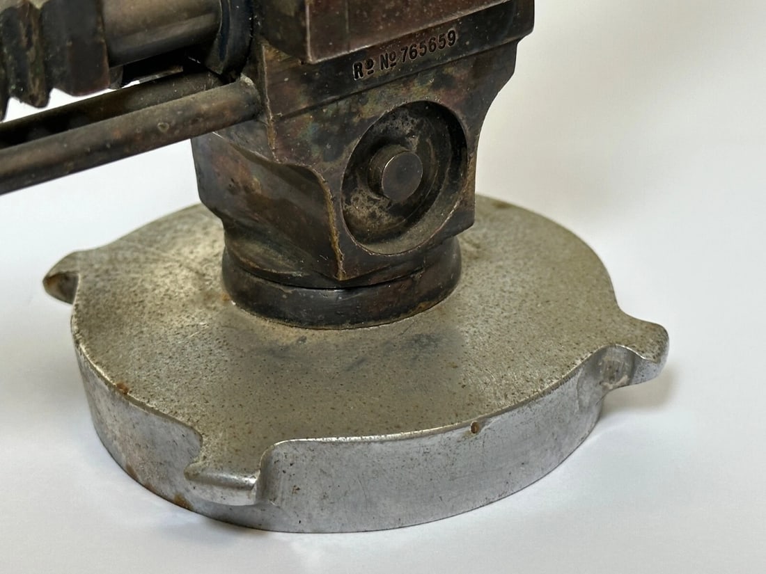 Fine & Rare Art Deco “Movie Camera” Automobile Mascot - 2