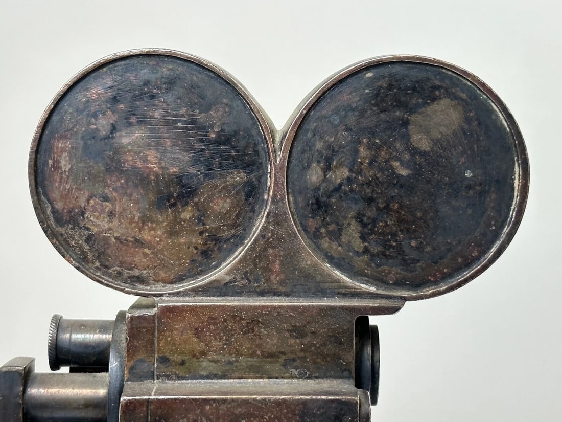 Fine & Rare Art Deco “Movie Camera” Automobile Mascot - 4