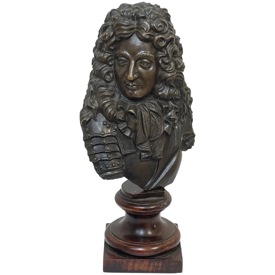 Classical French 19th Century Antique Bronze Model Bust Of Louis XIV: Fabulous French 19th Century Antique Bronze Model Bust Of Louis XIV Click image to enlarge Description 1 Fabulous French 19th Century Antique Bronze Model Bust Form Of Louis XIV Sculpture. Subject mod
