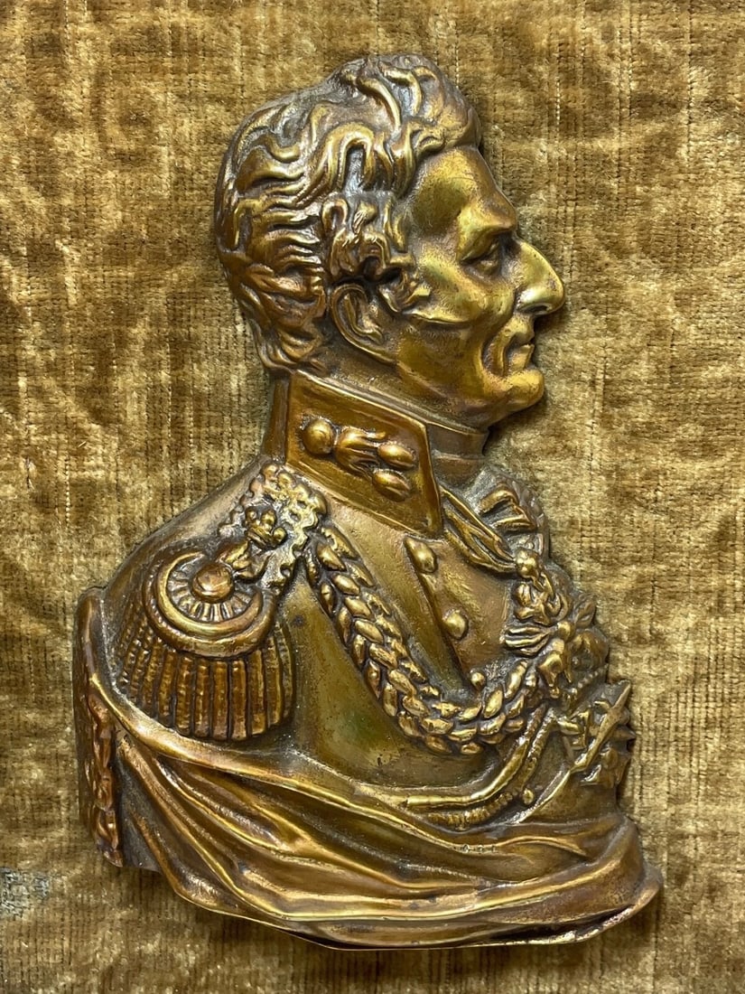 Decorative Early Victorian Gilded Ormolu Bronze Portrait Duke Wellington Plaque - 2