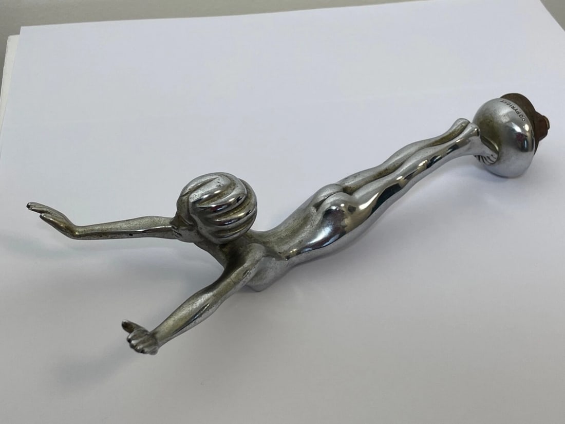 British Art Deco Original Nubile Chrome Classic Car Diving Lady Mascot Sculpture - 4