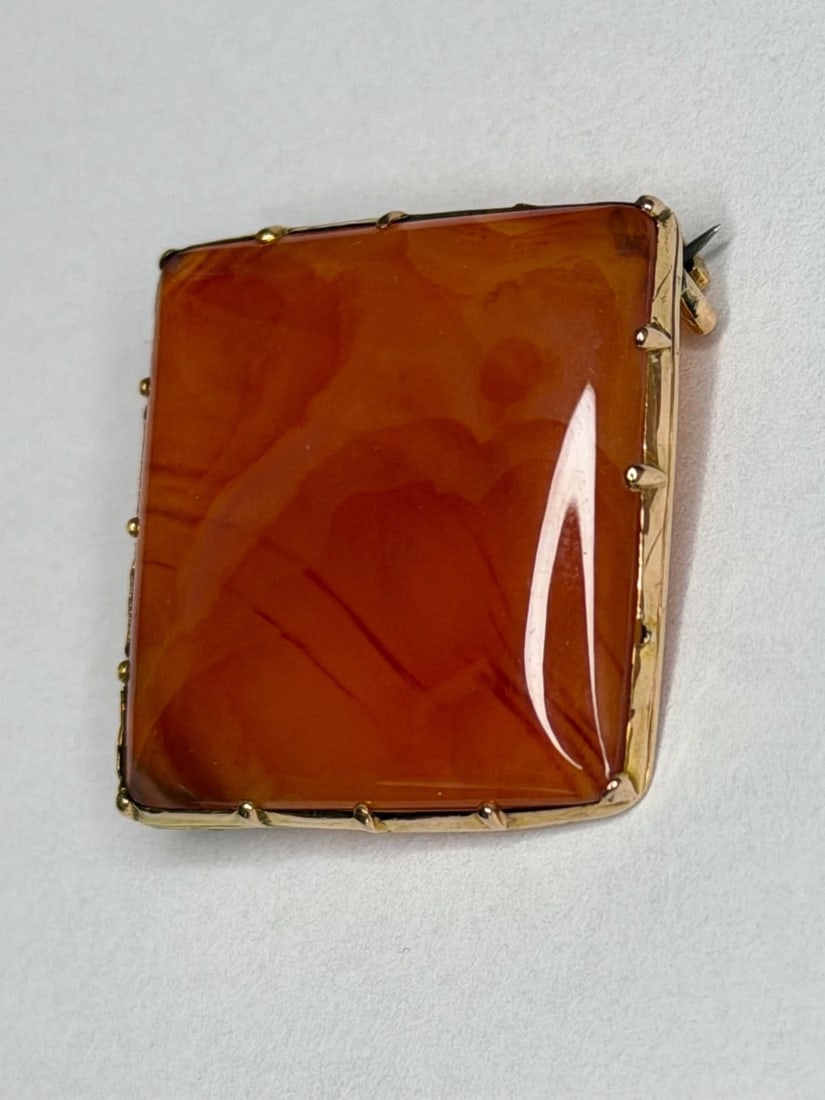 Georgian c.1830 Square Cabochon Carnelian Agate Brooch in 9ct Gold - 3