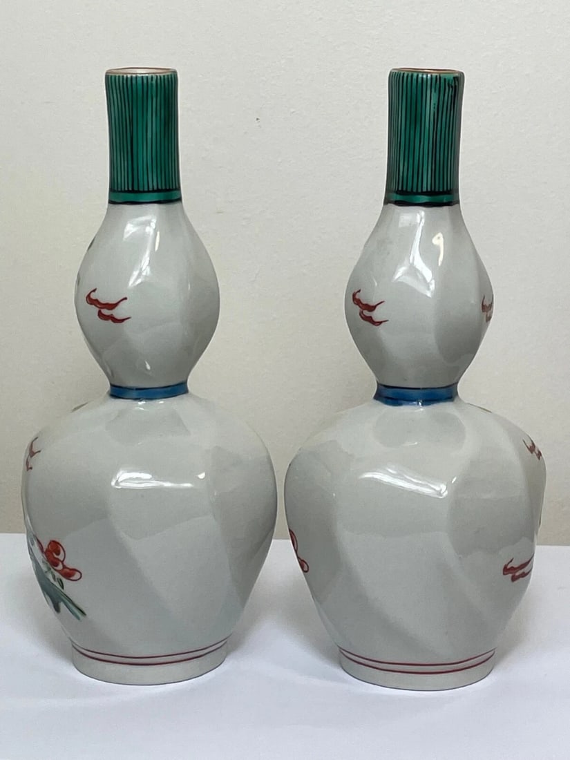 Pair Fine Antique 19th Century Japanese Meiji Double Gourd Porcelain Vases - 3