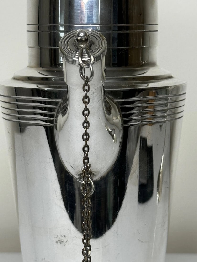 Silver Plate Mappin & Webb Art Deco Cocktail Shaker Designed By Keith Murray - 16