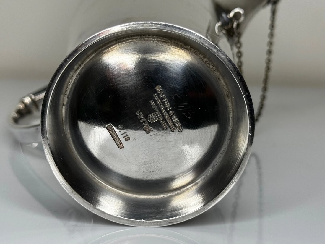 Silver Plate Mappin & Webb Art Deco Cocktail Shaker Designed By Keith Murray - 18