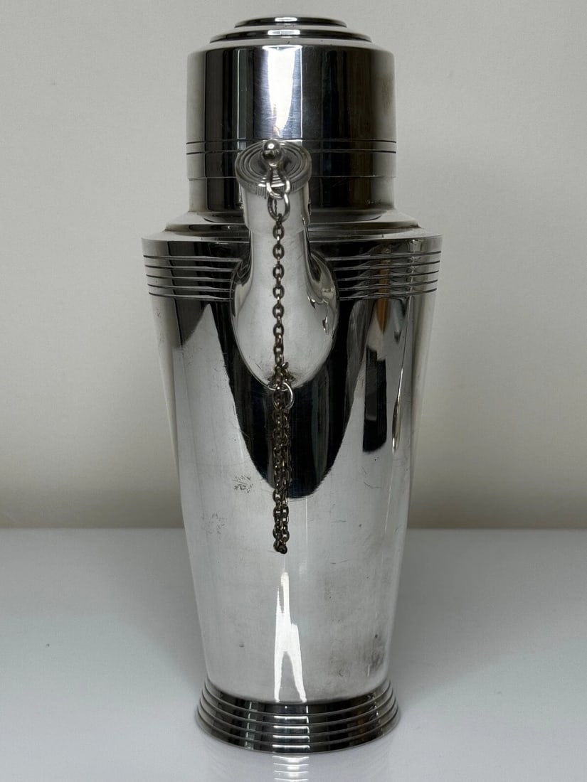 Silver Plate Mappin & Webb Art Deco Cocktail Shaker Designed By Keith Murray - 2