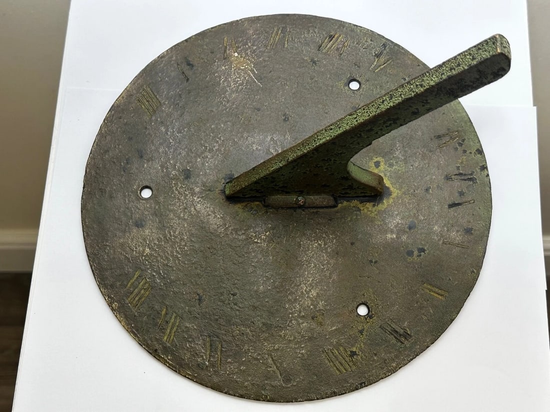 English Georgian Architectural Bronze Garden Round Sundial Top With Gnomon - 5