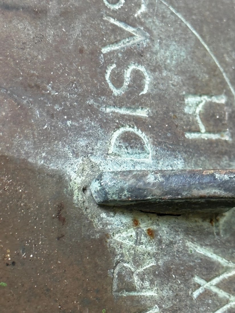 17th Century Bronze Garden Sundial Plate Gnomon Timepiece King Charles II Lives - 17