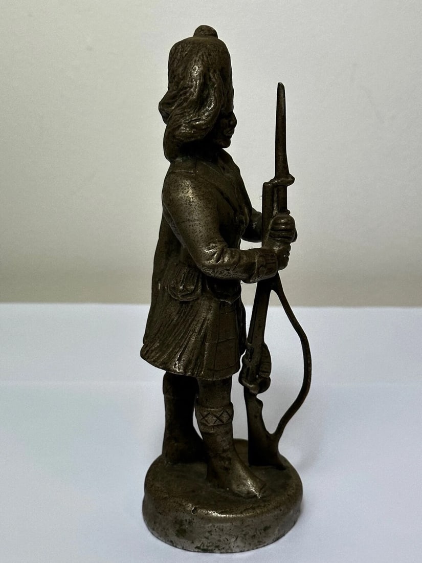 Collectible Vintage Rare Scottish Highlander Soldier Car Mascot - 8