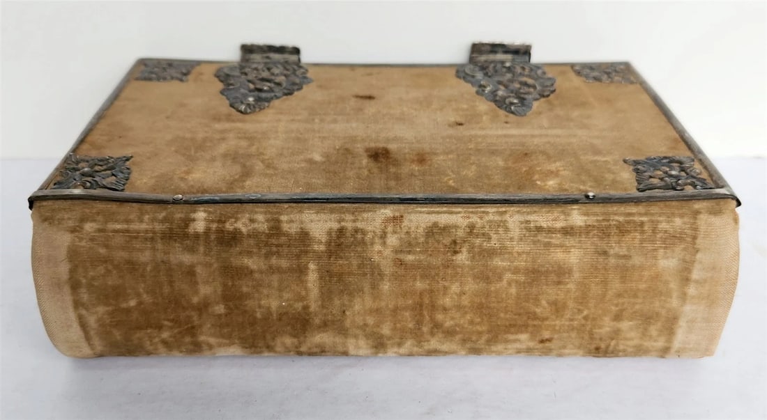 1857 GERMAN HYMNAL VELVET BINDING w/ BEAUTIFUL SILVER FITTINGS & CLASPS antique - 5