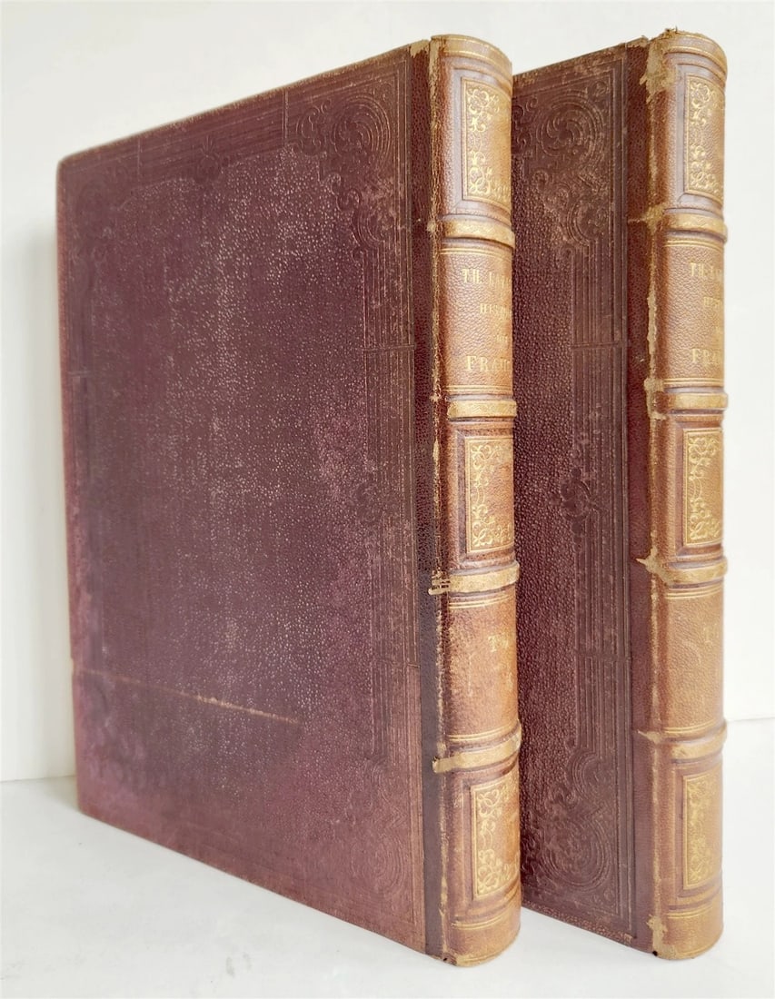 1847 ILLUSTRATED HISTORY of FRANCE by Lavallee 2 VOLUMES antique: Lavallee,T. Histoire des francais... 2 volumes Paris, Hetzel ; 1847 Publisher's embossed cloth. Spine with raised bands, decorated in gilt. Gilt top edge. Fully illustrated in b/w Text in French Size 