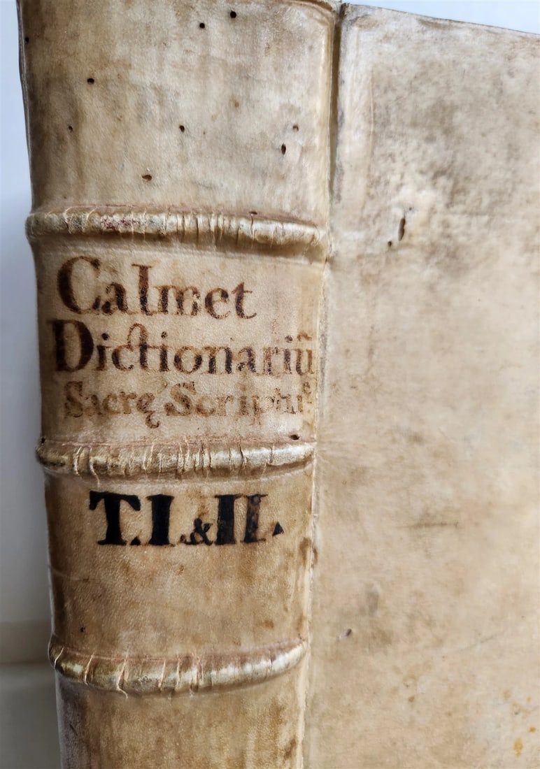 1725 HISTORICAL DICTIONARY by A. CALMET antique VELLUM BOUND FOLIO - 4