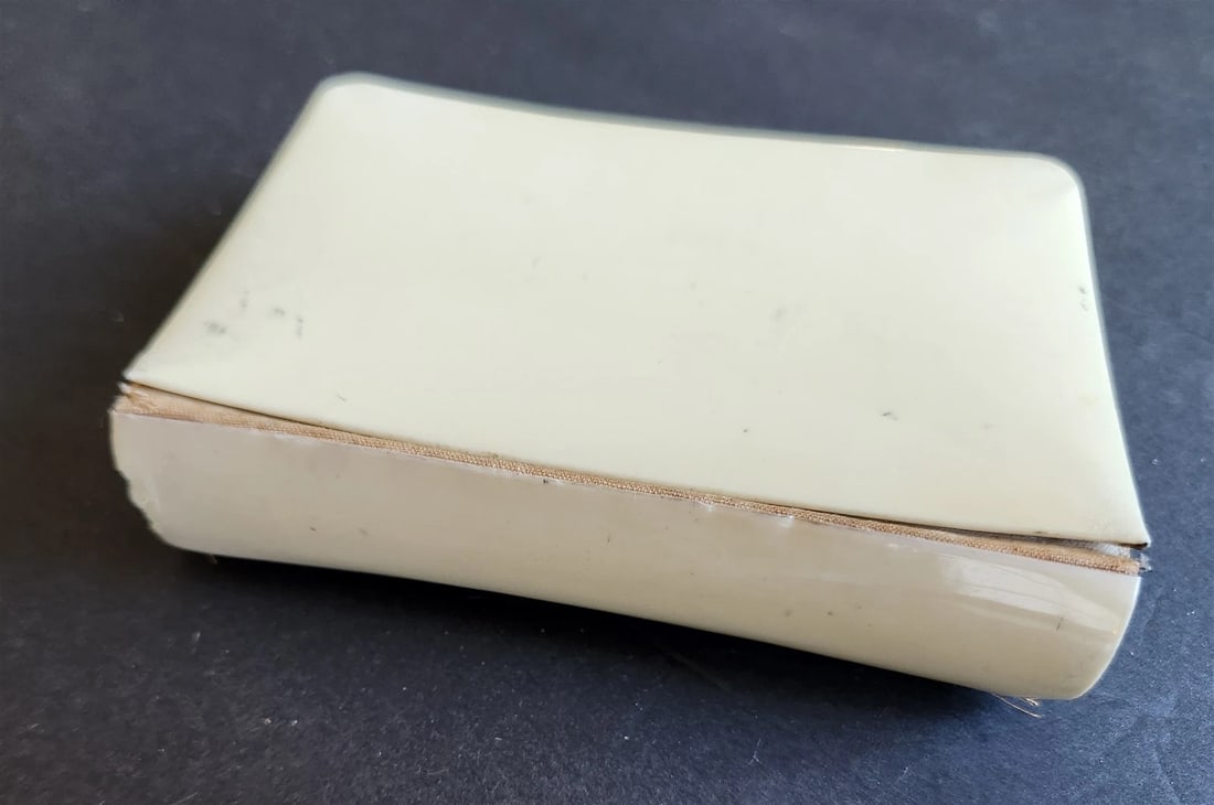 1890s COMMON PRAYER BOOK in ENGLISH antique SILVER DECORATED NICE BINDING - 5