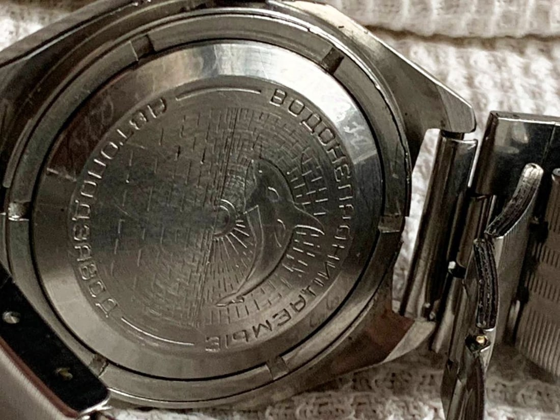 Vostok vintage men wrist watch / Russian antique unisex USSR watches - 7