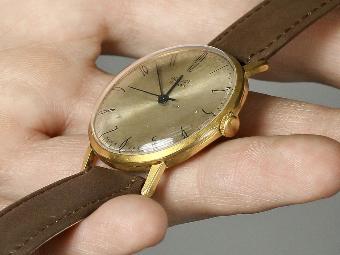 Poljot Vintage Men Wrist Watch / Rare Golden White Vintage Men Wrist Watch - 3