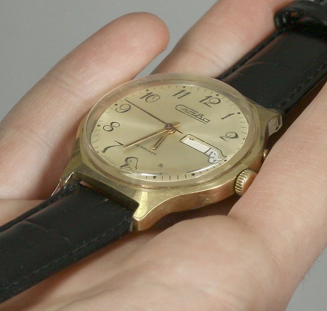 Slava Vintage Men Wrist Watch/ Vintage Russian Mechanical Watch Slava - 2