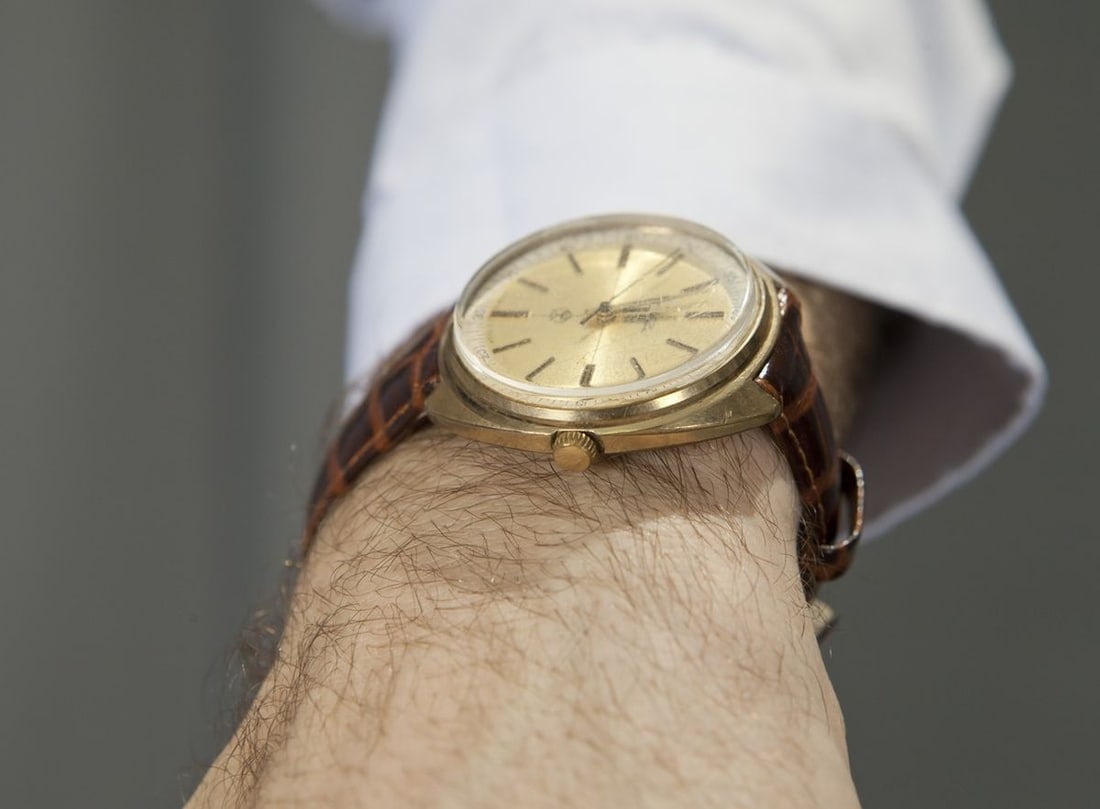 Raketa (quality mark) Vintage Men Wrist Watch / Russian Antique Unisex White USSR Watches - 3