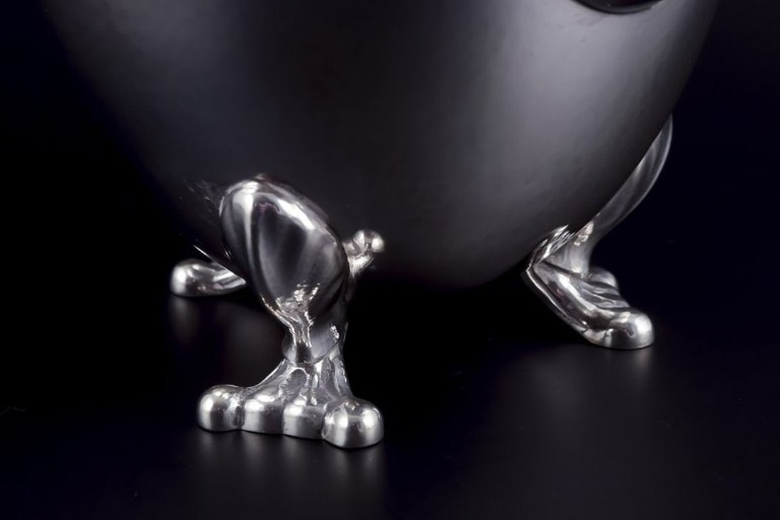 Georg Jensen Blossom. Coffee pot in hand hammered sterling silver with bone handle. 1933-1944. - 3