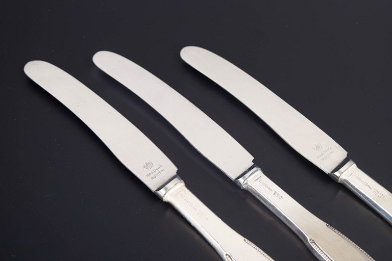 Evald Nielsen, Denmark. Set of three lunch knives in sterling silver and stainless steel. Approx. - 2