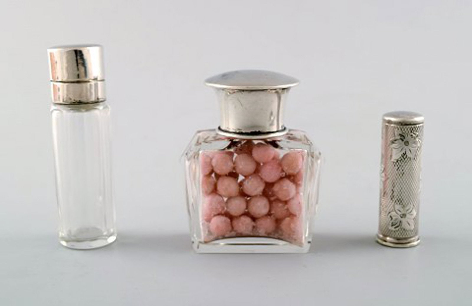 Collection of British silver, objects for necessaire, early 1900's. - 4