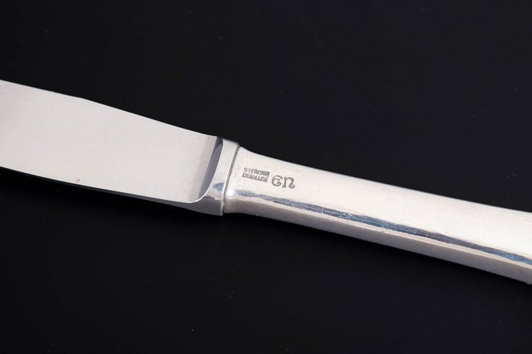 Evald Nielsen, Denmark. Two lunch knives in sterling silver and stainless steel. Approx. 1930s. - 4
