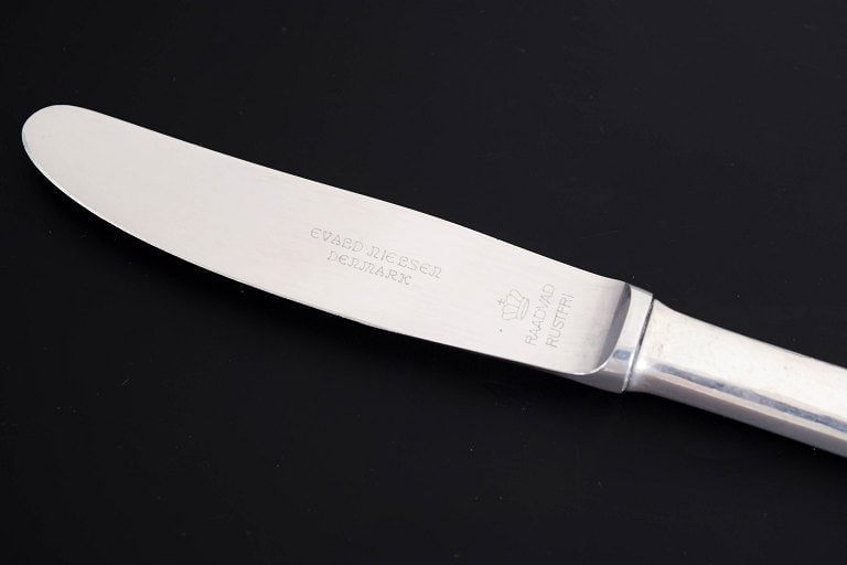 Evald Nielsen, Denmark. Two lunch knives in sterling silver and stainless steel. Approx. 1930s. - 5