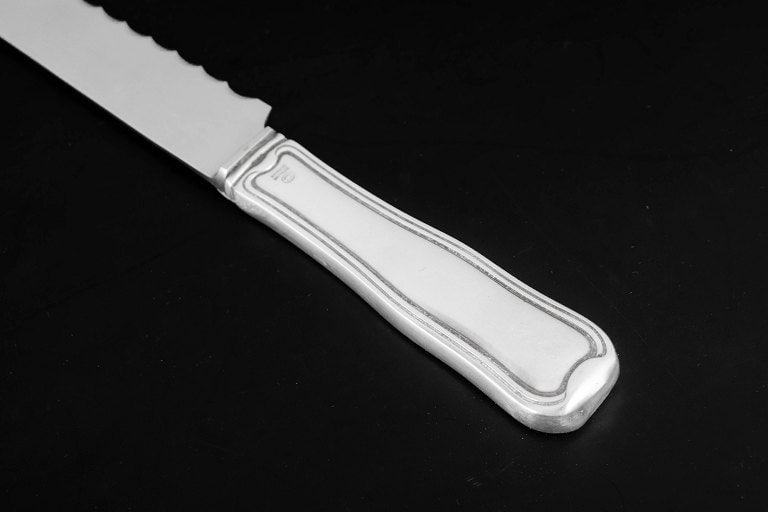 Georg Jensen, Denmark. Bread knife in stainless steel and sterling silver. Produced after 1944. - 3