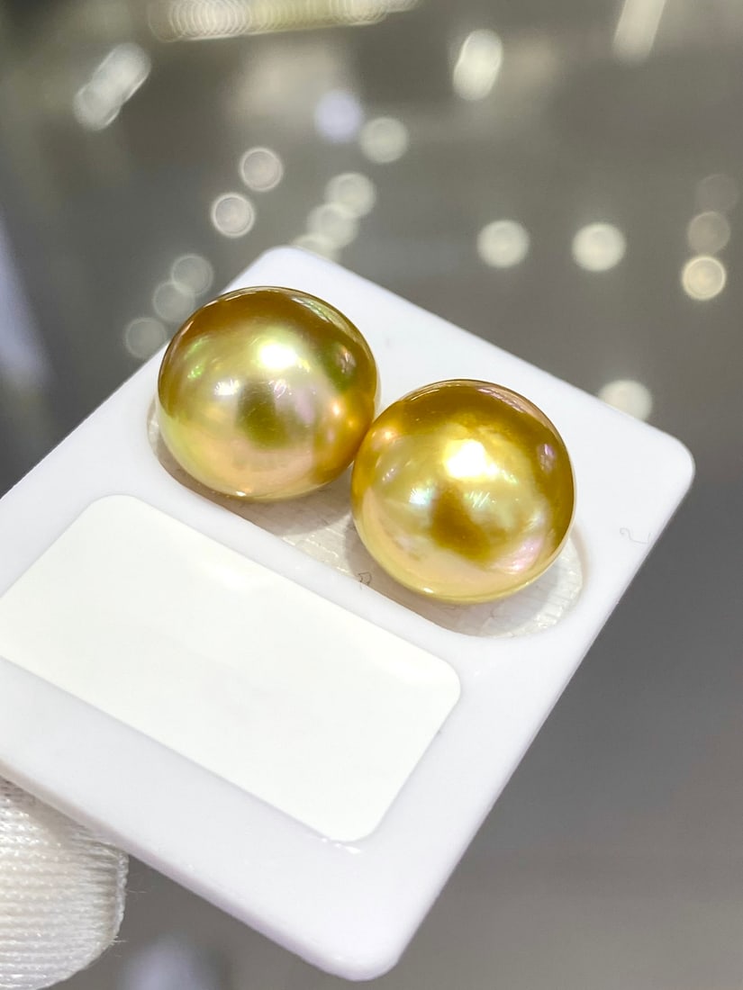 Natural South Sea Golden Pearl Earrings - 4