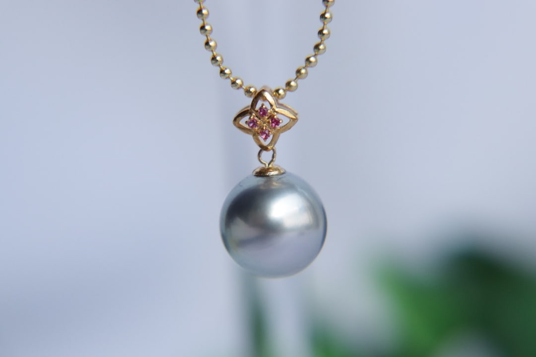 18K Gold Tahitian Pearl Pendant - 2