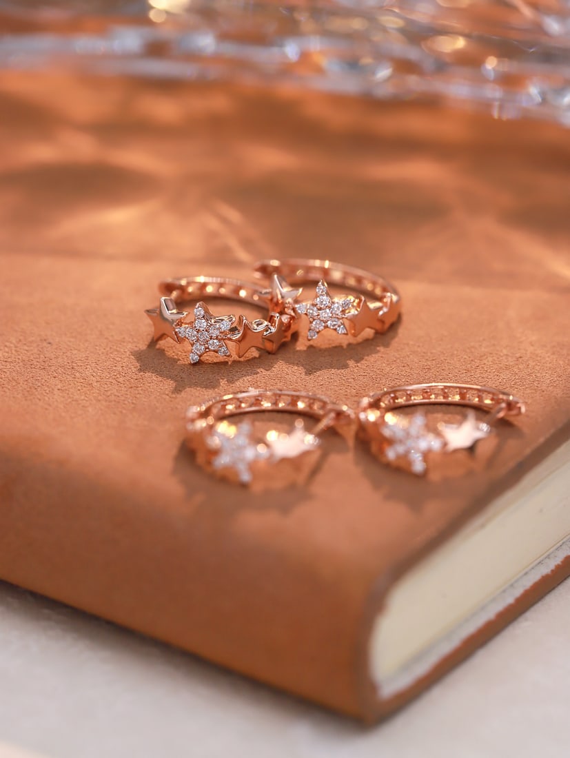 18K Gold Diamond Earrings - 3