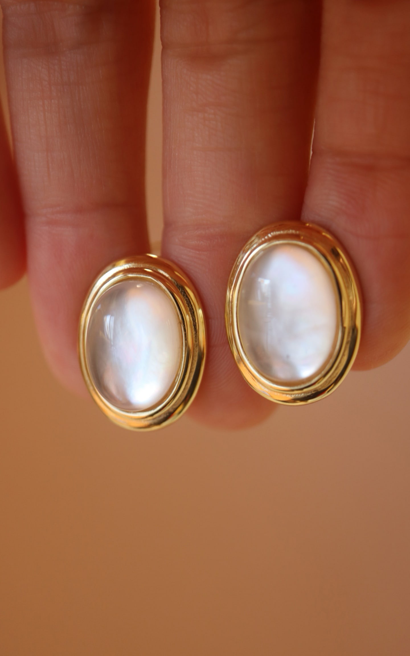 Natural White Crystal Earrings - 4