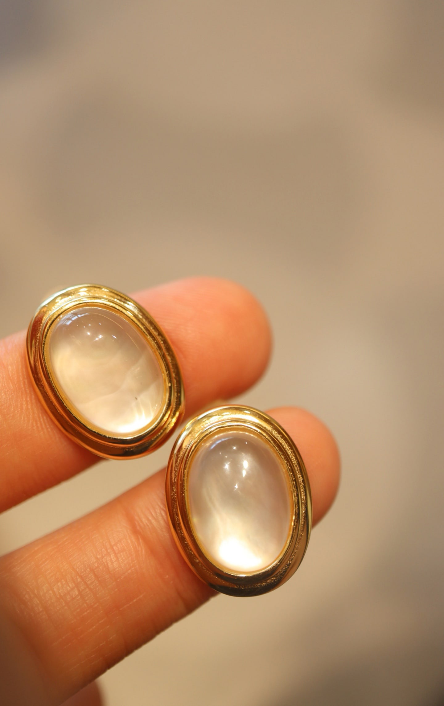 Natural White Crystal Earrings - 5