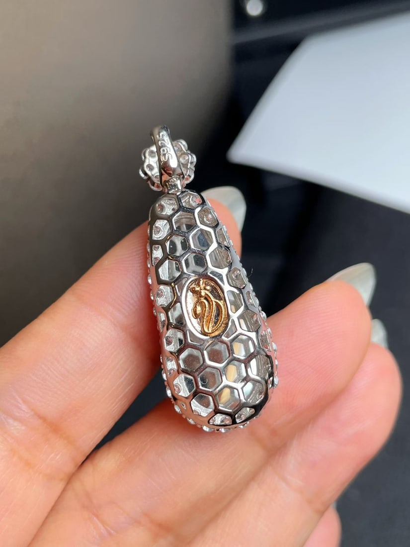 Silver Full Green Jadeite Bean - 4
