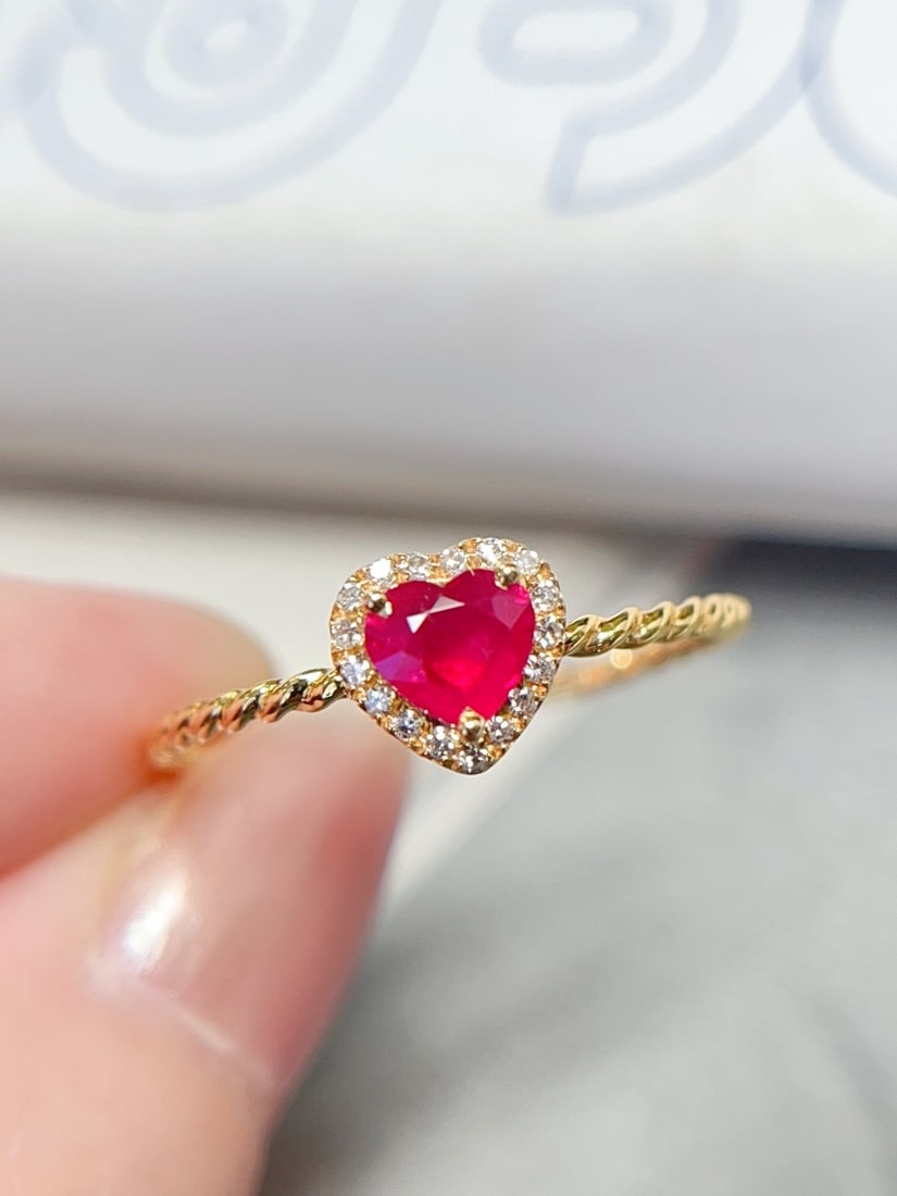 18K Gold Natural Ruby Ring - 2