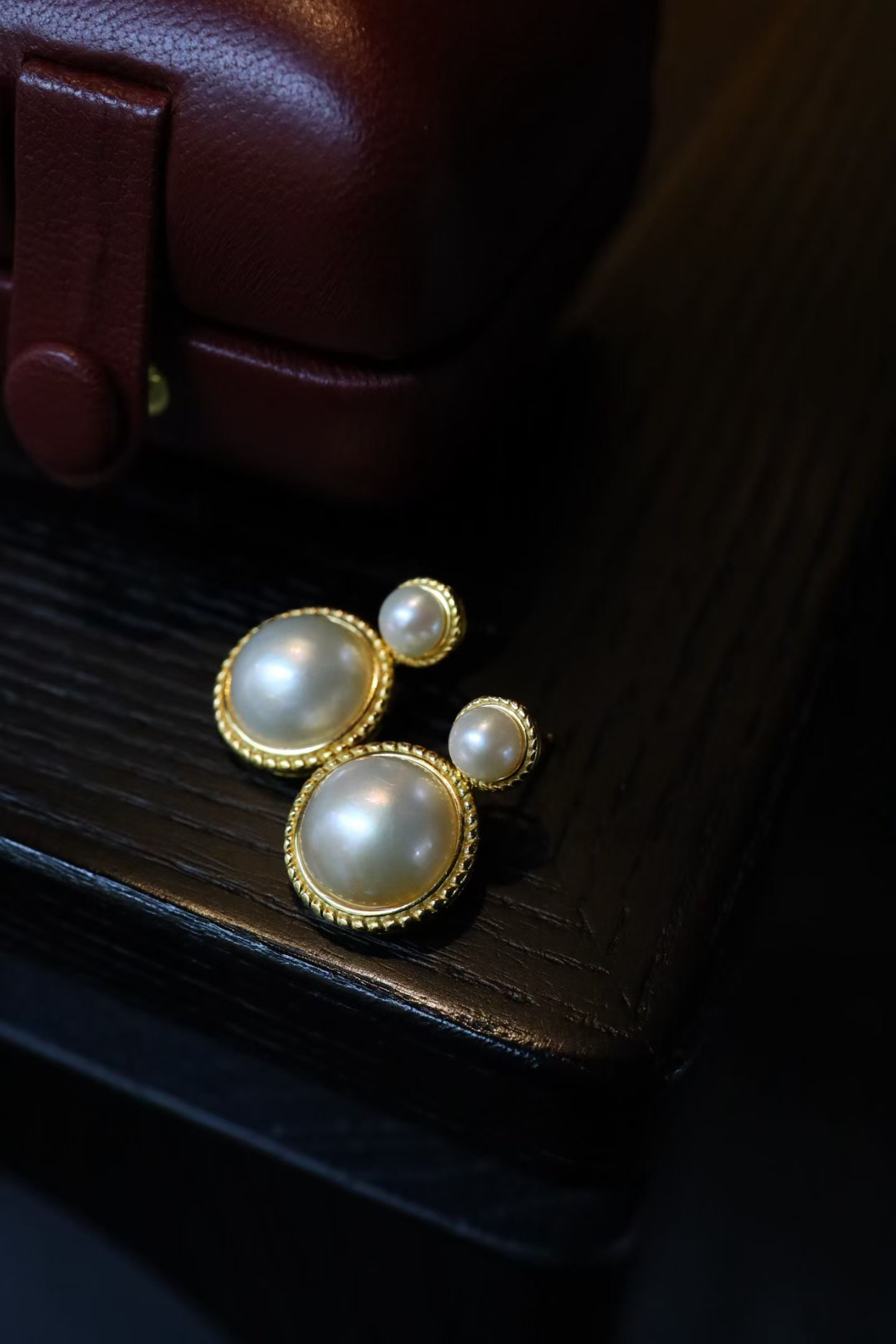 Natural Seawater Mabe Pearl Earrings - 2