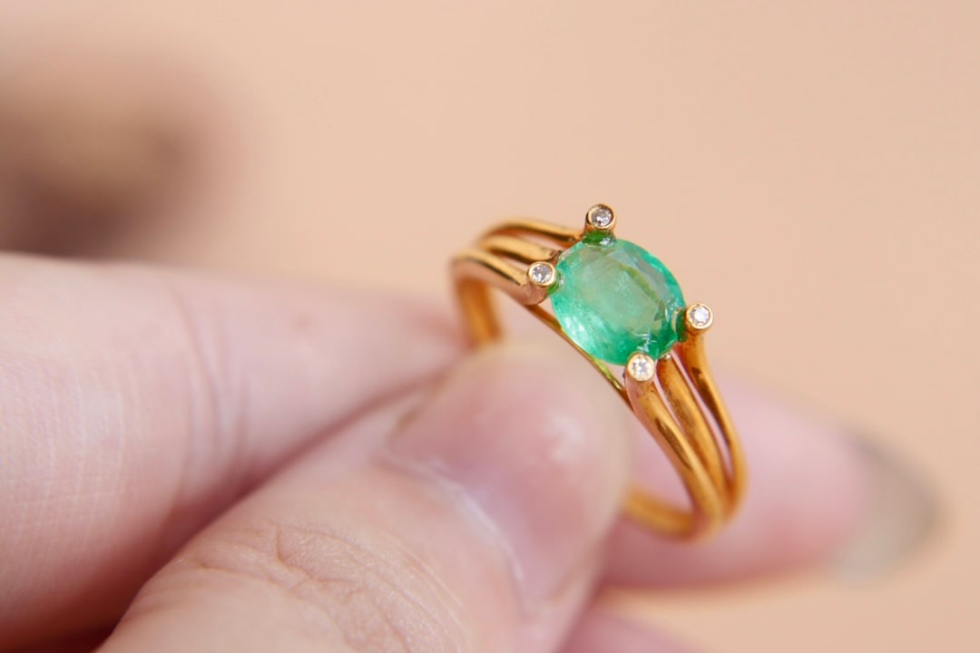 18K Gold Natural Emerald Diamond Ring - 5