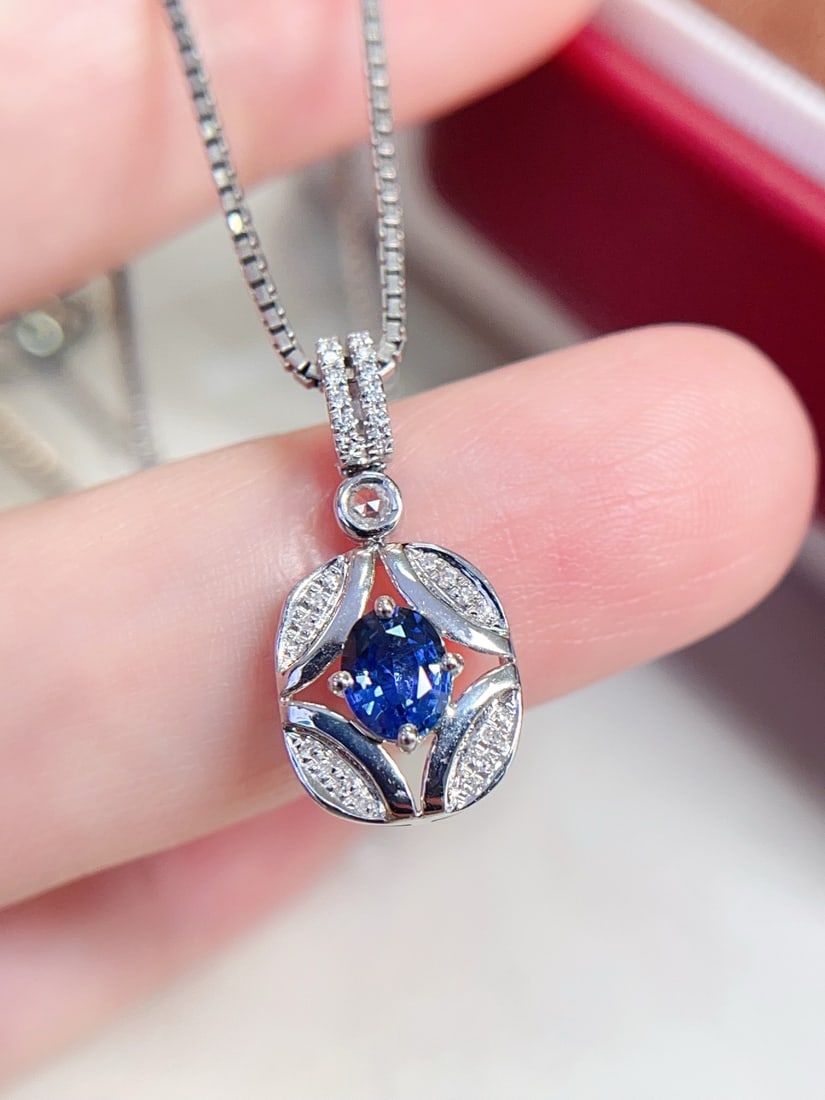 18K Gold Sapphire Pendant - 3
